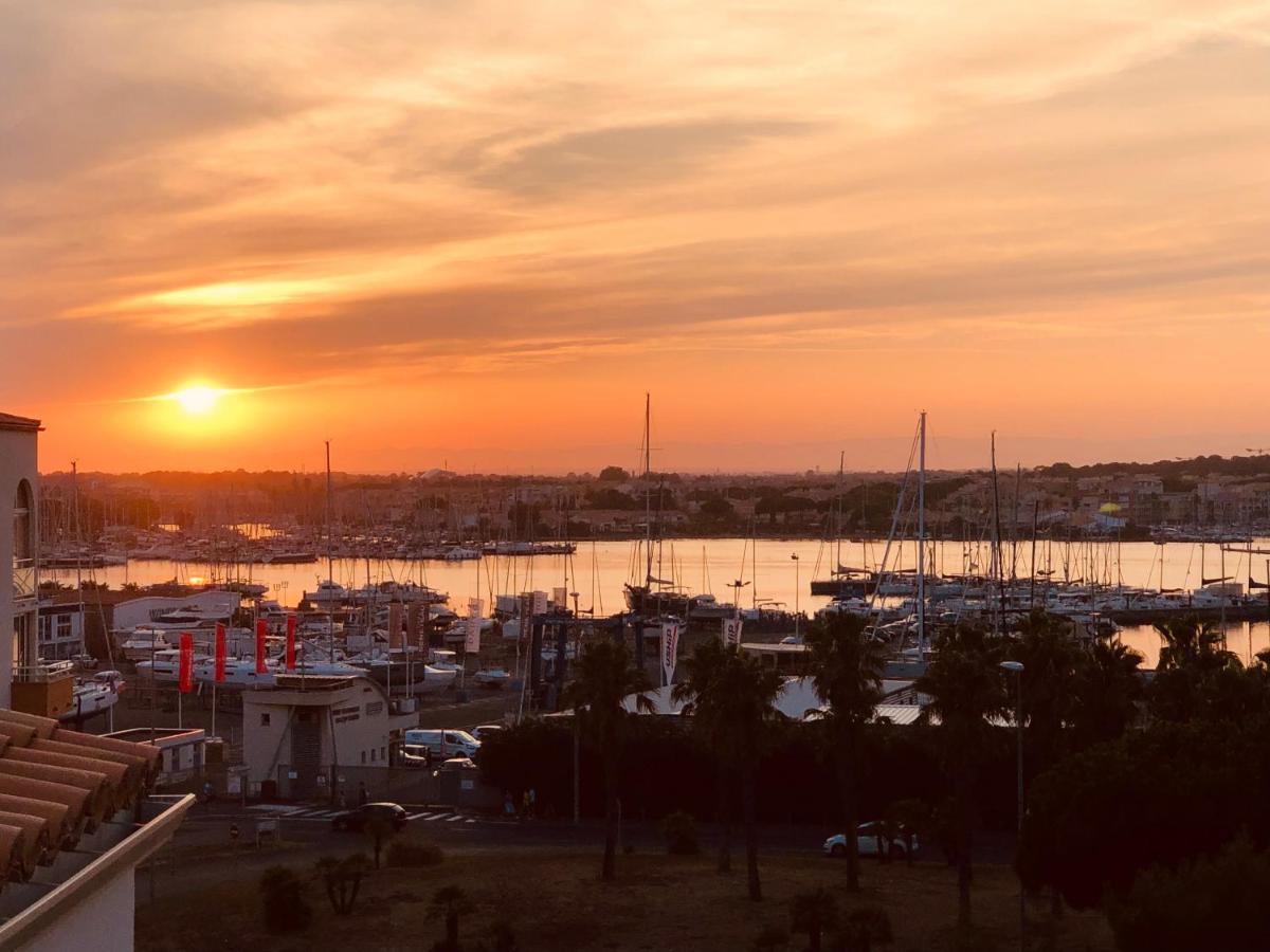 Grand Appartement Proche Port Et Plages, 6 A 8 Pers, 3 Chambres, Climatise Agde Exteriör bild