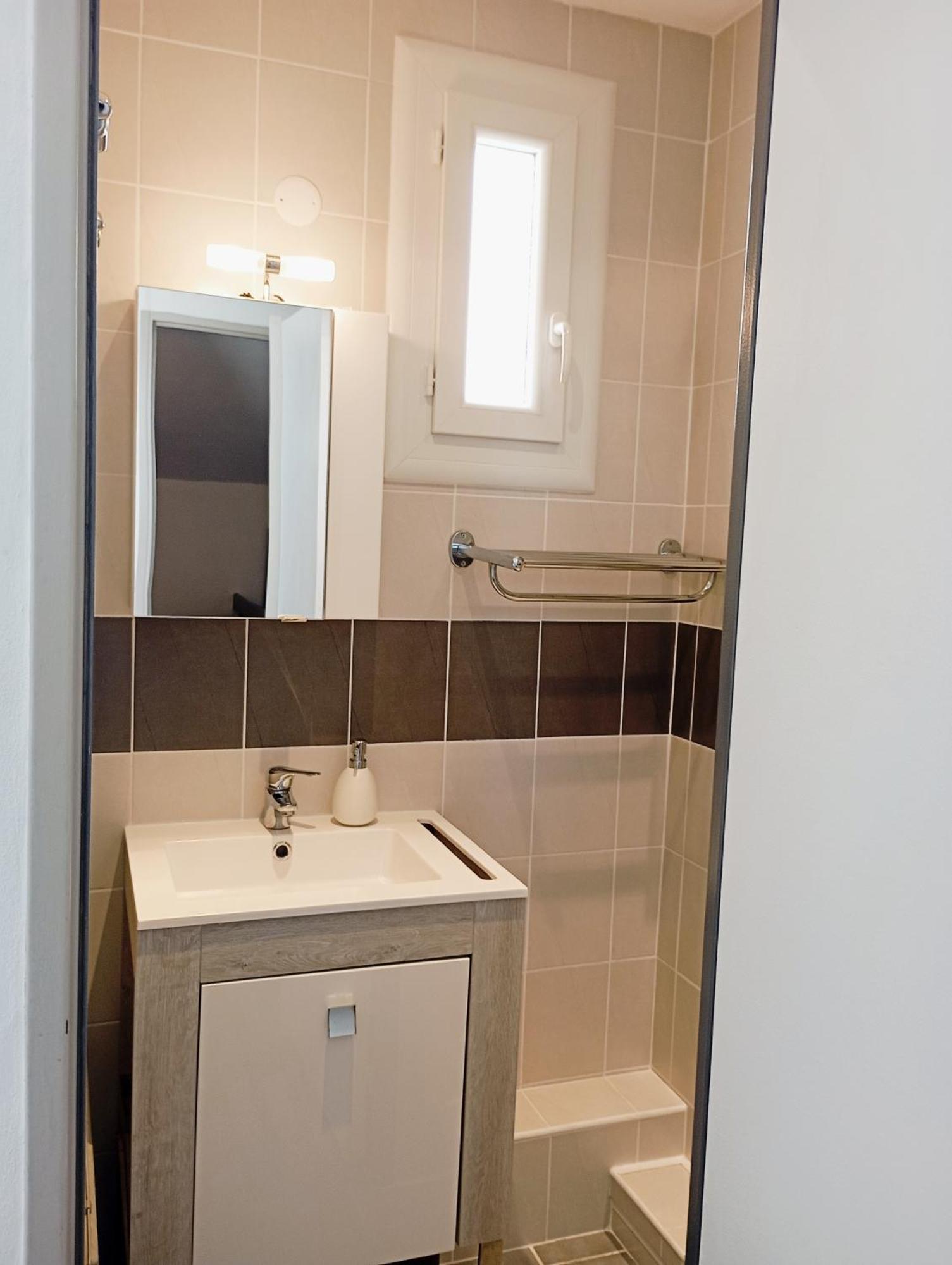 Grand Appartement Proche Port Et Plages, 6 A 8 Pers, 3 Chambres, Climatise Agde Exteriör bild