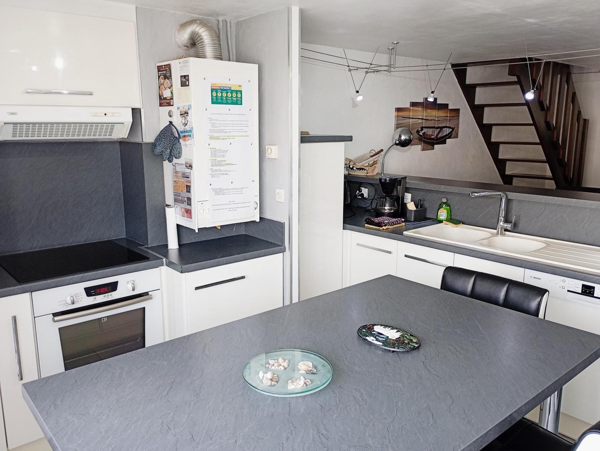 Grand Appartement Proche Port Et Plages, 6 A 8 Pers, 3 Chambres, Climatise Agde Exteriör bild